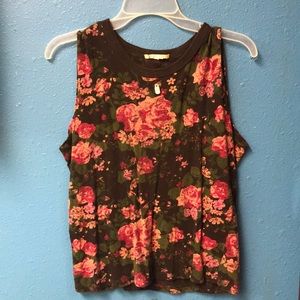 Floral tank